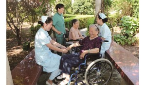 老年服務(wù)與管理