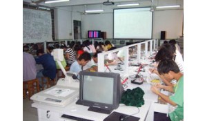 電子與信息技術(shù)