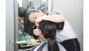 美發(fā)與形象設計