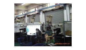 模具設(shè)計師與制造
