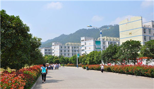 四川省筠連縣中學(xué)