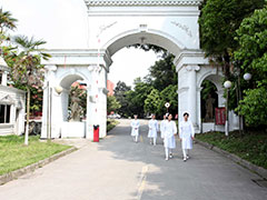 樂(lè)山醫(yī)藥科技學(xué)校學(xué)費(fèi)