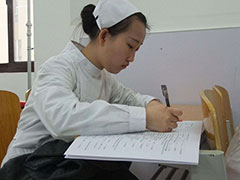 成都醫(yī)學(xué)院護(hù)理專業(yè)讀幾年