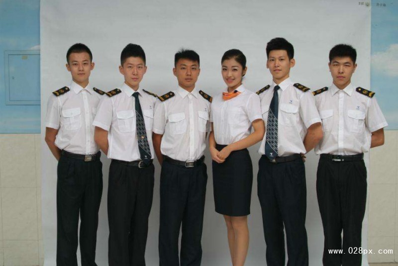 四川航空學(xué)校招生要求