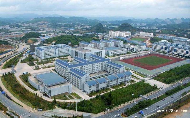 貴陽護理學院