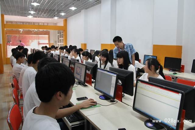 貴州新華電腦學院