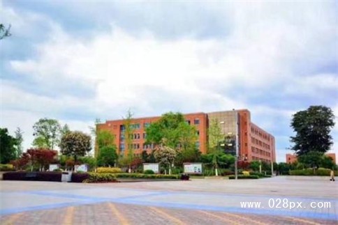 四川省衛(wèi)生學(xué)校地址