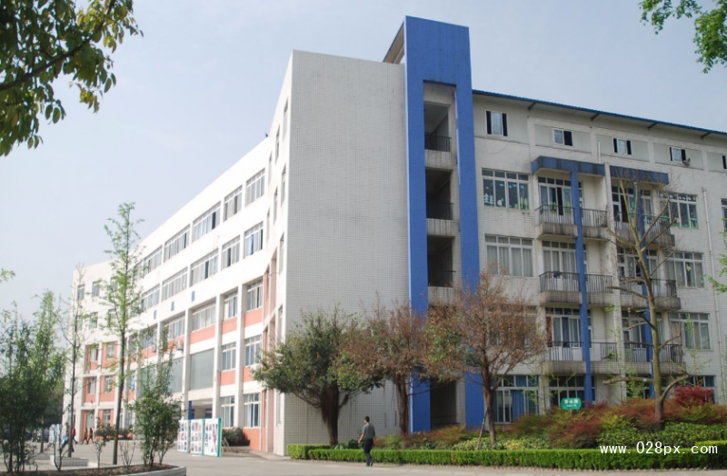 成都指南針職業(yè)技術(shù)學(xué)校報(bào)名