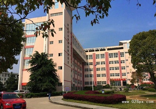 四川省古藺縣大村職業(yè)中學(xué)校收費標準
