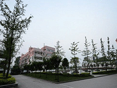 四川省瀘州市江南職業(yè)中學校收費標準