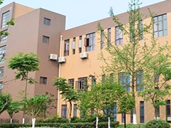 成都市郫都區(qū)友愛(ài)職業(yè)技術(shù)學(xué)校學(xué)費(fèi)