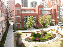 四川省成都市禮儀職業(yè)中學(xué)的費用是多少