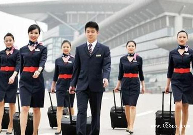 初中生讀航空中專好嗎