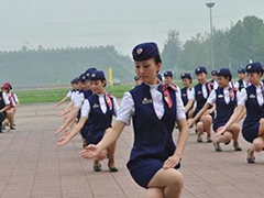 高鐵乘務(wù)員讀什么學(xué)校