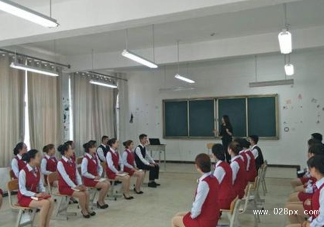 高鐵乘務(wù)員學(xué)校有哪些