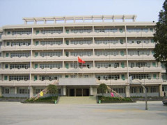 核工業(yè)成都機(jī)電學(xué)校的費(fèi)用是多少