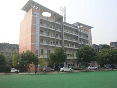 成都市現(xiàn)代職業(yè)技術(shù)學(xué)校貴不貴