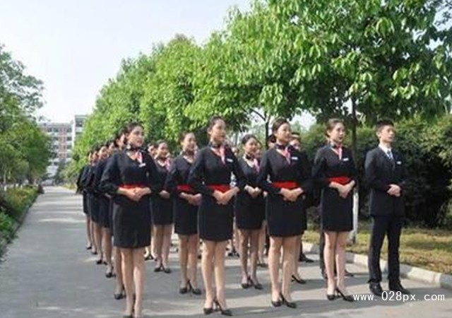 馬爾康航空學(xué)校怎么樣