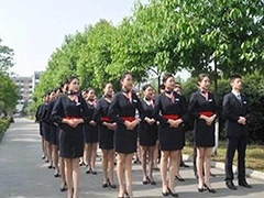 馬爾康航空學(xué)校怎么樣