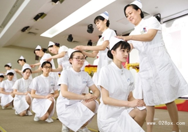成都成醫(yī)一附院護(hù)士學(xué)校在哪里