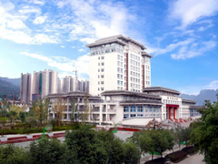 雅安中職學(xué)校