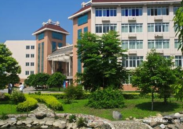 成都中醫(yī)藥大學(xué)貴不貴