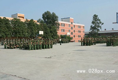 成都華夏旅游商務(wù)學(xué)校費(fèi)用 成都華夏旅游商務(wù)學(xué)校費(fèi)用