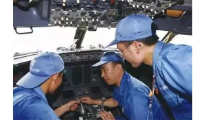 飛機電子設(shè)備維修