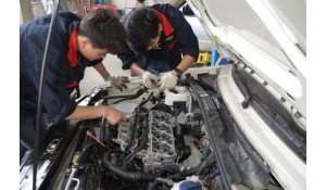汽車(chē)檢測(cè)與維修