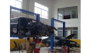 汽車(chē)制造與維修
