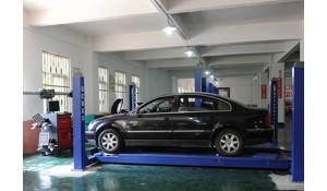 汽車(chē)制造與檢修