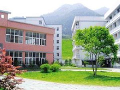 長寧縣職業(yè)高級中學地址