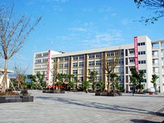 ?成都德圣中等職業(yè)學校地址