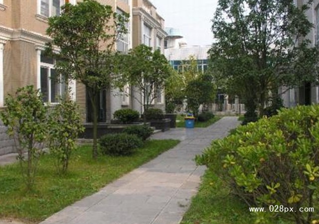 貴陽市航洋動漫職業(yè)學(xué)校招生分數(shù)線