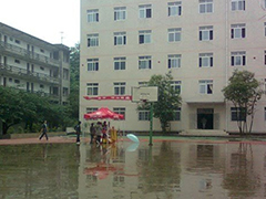 貴陽鐵路工程學(xué)校報名條件