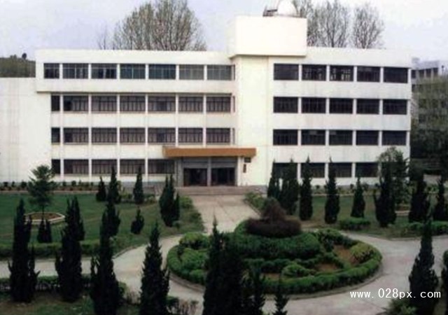 安順市平壩區(qū)中等職業(yè)學(xué)校學(xué)費(fèi)多少