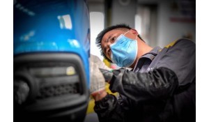 汽車(chē)營(yíng)銷(xiāo)與維修