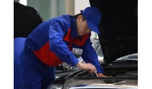 汽車(chē)運(yùn)用與維修