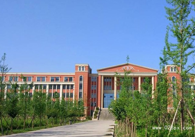 四川省商務(wù)學(xué)校收費情況
