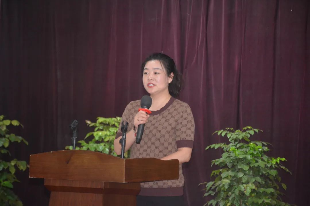 學生家長代表發(fā)言