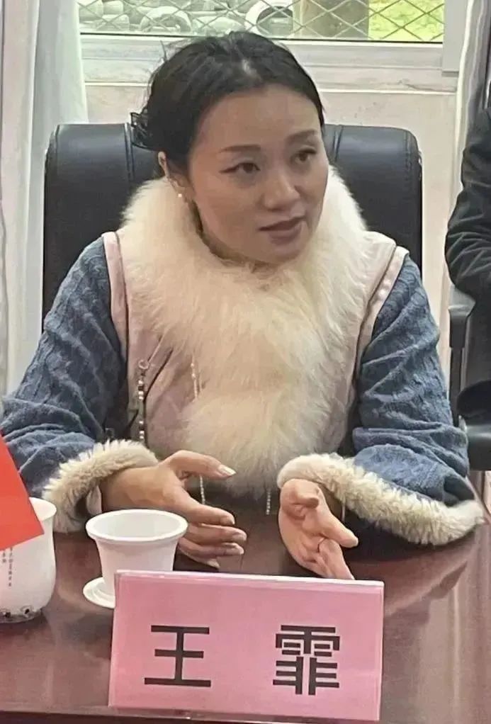 -4